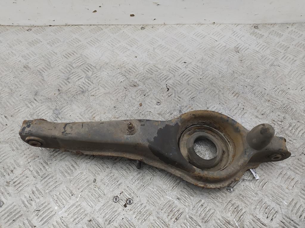рычаг задний левый Mazda 5 2006, 2.0 л., дизель, МКПП, чёрный, минивэн, C291-28-300C