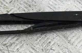 Щеткодержатель (поводок стеклоочистителя) задний Ford Focus 2 поколение 2006, 1.6 л., i, бензин, МКПП, серый, хетчбэк 5 дв., 1434059, 4M51-A17406-AA