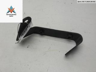 кронштейн (крепление) Volkswagen Passat B5 [рестайлинг] 2003, 2.0 л., бензин, МКПП, чёрный, универсал, 8D0951229C