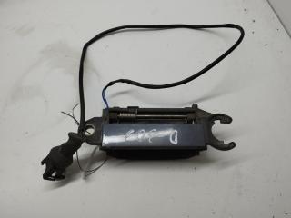 ручка наружная передняя левая Audi A4 B5 1996, 1.9 л., дизель, МКПП, чёрный, универсал, 8D0837205D