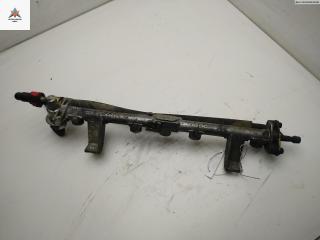 топливная рампа Ford Focus 1 поколение 1999, 1.8 л., бензин, МКПП, синий, седан