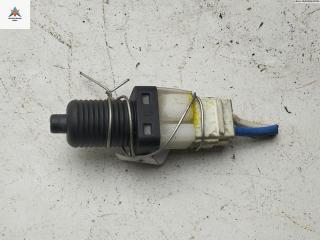 Датчик (включатель) стоп-сигнала Peugeot 307 1 поколение 2002, 1.6 л., бензин, МКПП, синий, универсал, 9643478880