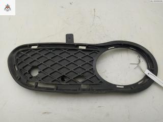 рамка фары противотуманной правой Mercedes-Benz C-Класс W203/S203/CL203 2001, 2.3 л., бензин, МКПП, чёрный, хетчбэк 3 дв., 2038851023