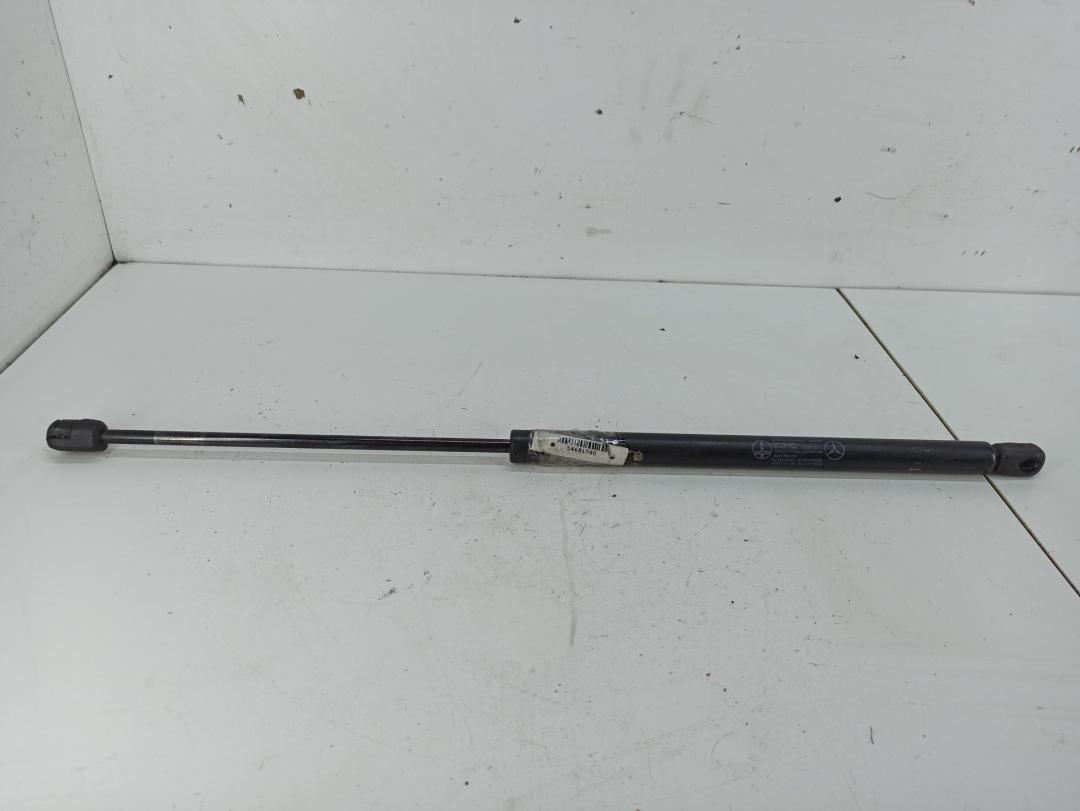 амортизатор крышки багажника (3-5 двери) Mercedes-Benz A W168 1998, 1.6 л., бензин, МКПП, серый, хетчбэк 5 дв., 1689800164