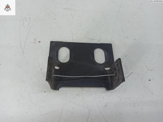 кронштейн переднего бампера Audi 80 8A/B3 1987, 1.8 л., бензин, МКПП, жёлтый, седан