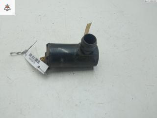 насос (моторчик) омывателя стекла Suzuki Vitara 1 поколение 1996, чёрный, внедорожник 3 дв.