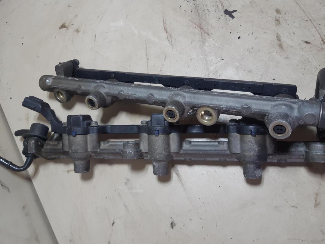 форсунка Ford Probe 1997, 2.5 л., бензин, МКПП, синий, купе, 1970200010