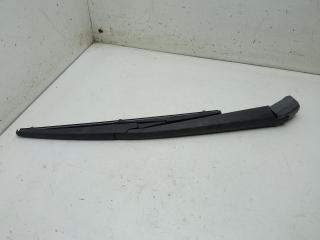 Щеткодержатель (поводок стеклоочистителя) задний Mazda 6 GG/GY 2003, 2.0 л., бензин, МКПП, серый, универсал, G21B-67-421
