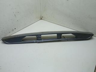 накладка подсветки номера Mazda 6 GG/GY 2003, 2.3 л., бензин, МКПП, серый, универсал, G21C50811