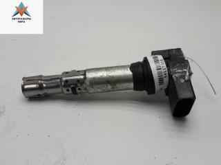 катушка зажигания Volkswagen Golf 4 поколение 2001, 1.6 л., бензин, МКПП, зелёный, хетчбэк 5 дв.