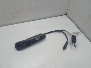 кнопка стеклоподъемника переднего правого Opel Omega B 1998, 2.0 л., бензин, МКПП, белый, седан, 90457357