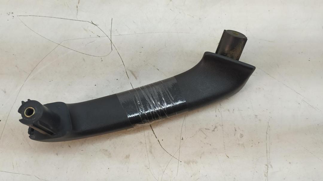 ручка внутренняя передняя правая Volkswagen Passat B3 1991, 1.8 л., бензин, МКПП, серый, универсал