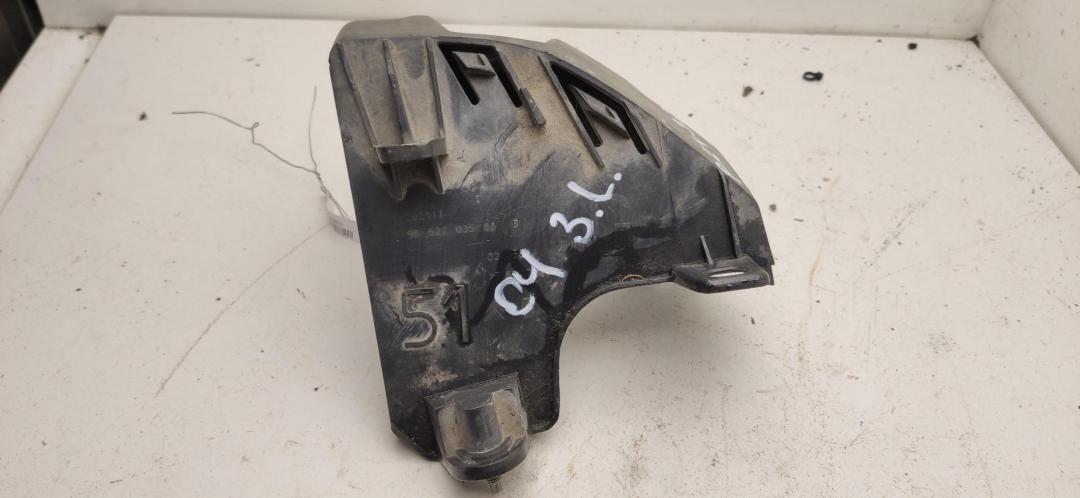 кронштейн заднего бампера Citroen C4 2009, 1.4 л., бензин, МКПП, белый, хетчбэк 5 дв., 9652703580