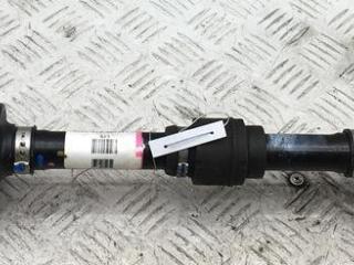 полуось передняя левая (приводной вал, ШРУС) Honda HR-V 2 поколение 2017, 1.5 л., бензин, МКПП, белый, внедорожник 5 дв., 44306-T7Y-T93