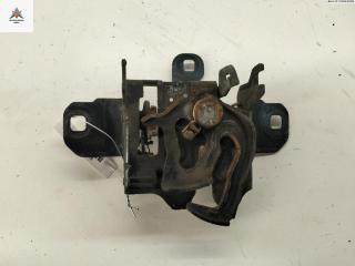 замок капота Volkswagen Golf 4 поколение 2001, 1.6 л., бензин, МКПП, серый, универсал, 1J0823509C