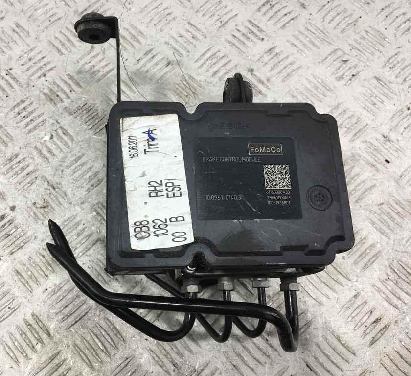 блок ABS Ford Focus 3 поколение 2011, 1.6 л., i, бензин, МКПП, чёрный, хетчбэк 5 дв., 1779677, BV61-2C405-BG, 61160800A33 - фото №1