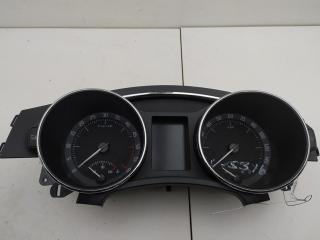 приборная панель Skoda Superb 2 поколение 2009, 2.0 л., дизель, робот, чёрный, седан, 3T2920941D
