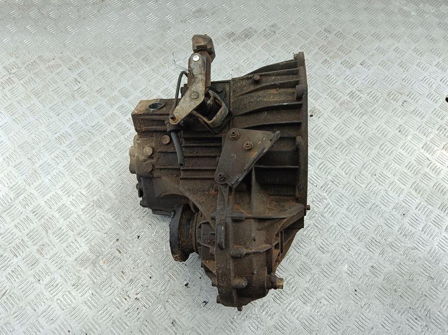 МКПП Mercedes-Benz Vito 1999, 2.2 л., дизель, МКПП, красный, микроавтобус