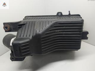 корпус воздушного фильтра Kia Carnival VQ 2005, 2.9 л., дизель, АКПП, чёрный, минивэн