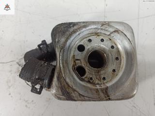 теплообменник масляного фильтра Audi A6 4B/C5 1997, 2.4 л., бензин, МКПП, зелёный, седан, 028117021B