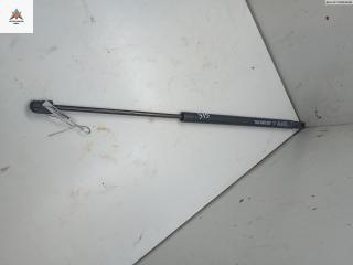 амортизатор крышки багажника (3-5 двери) Opel Omega B 1995, 2.0 л., бензин, МКПП, зелёный, универсал