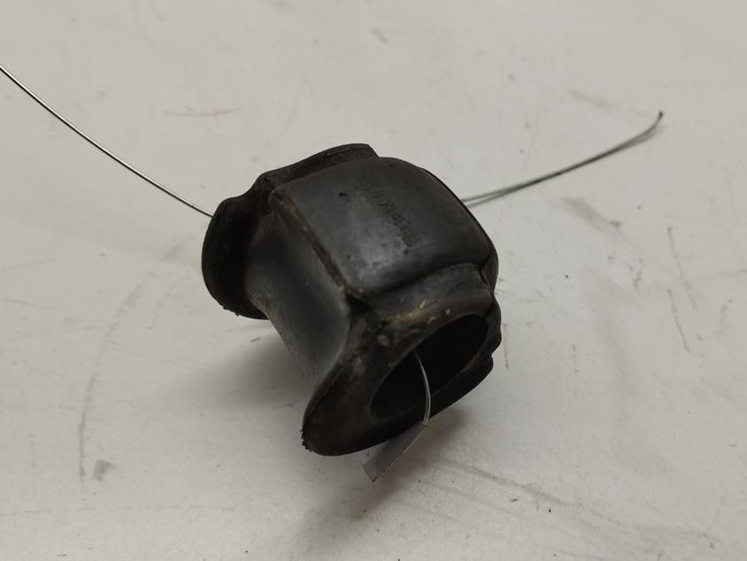 прочая запчасть Audi 80 B3 1989, 1.8 л., бензин, МКПП, красный, седан, 811411327A