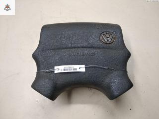 подушка безопасности водителя Volkswagen Passat B4 1995, 1.8 л., бензин, МКПП, белый, универсал, 3A0880201B