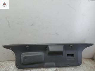 обшивка крышки багажника Opel Astra F [рестайлинг] 1996, 1.6 л., бензин, АКПП, красный, хетчбэк 5 дв., 90381237