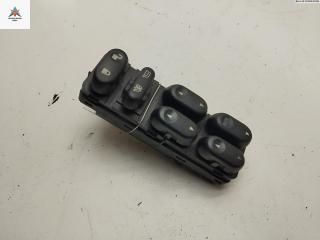 кнопка стеклоподъемника переднего левого Ford Maverick 2 поколение 2001, 2.0 л., бензин, МКПП, серый, внедорожник 5 дв.