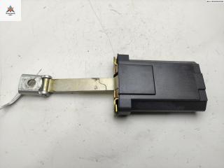 ограничитель открывания двери Mercedes-Benz E-Класс W210/S210 1995, седан, 210