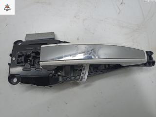 Корпус (держатель) ручки двери передней правой Opel Astra J [рестайлинг] 2012, 1.6 л., бензин, МКПП, белый, хетчбэк 5 дв.