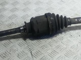 полуось передняя правая (приводной вал, ШРУС) Toyota RAV4 2 поколение (XA20) 2003, 2.0 л., дизель, МКПП, серый, внедорожник 5 дв.