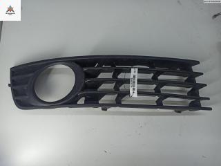 заглушка (решетка) в бампер Audi A4 B6 2002, 2.5 л., дизель, АКПП, серый, универсал, 8E0807682