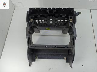 консоль салона (центральная часть) Audi A4 B6 2002, 2.5 л., дизель, АКПП, серый, универсал, 8E0858005E