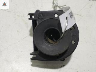 кронштейн радиатора Citroen C2 1 поколение 2006, 1.1 л., бензин, МКПП, чёрный, хетчбэк 3 дв., 048580