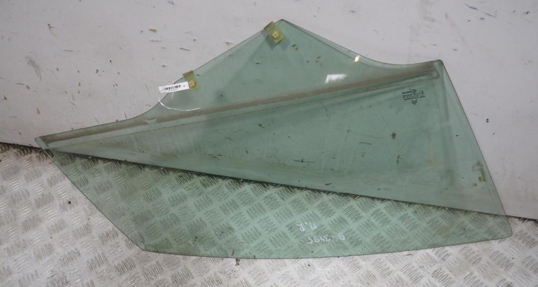 стекло двери передней правой Citroen C4 2004, 2.0 л., дизель, МКПП, серый, хетчбэк 5 дв., 9658412680