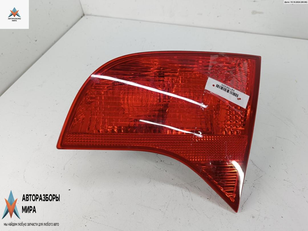фонарь крышки багажника правый Audi A4 B7 2005, 2.0 л., бензин, АКПП, серый, универсал, 484502 - фото №1