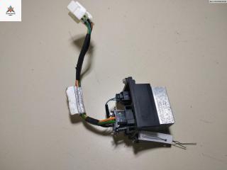 сопротивление печки Nissan Micra 5 поколение K14 2017, 1.5 л., дизель, МКПП, синий, хетчбэк 5 дв., MR0176006000