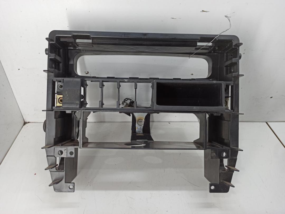 рамка под магнитолу Audi 100 C4 1994, 2.0 л., бензин, МКПП, синий, седан, 4A0857007C