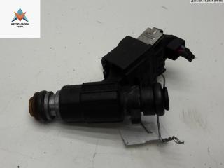 форсунка Volkswagen Golf 3 поколение 1997, 1.4 л., бензин, МКПП, красный, хетчбэк 3 дв., 030906031E