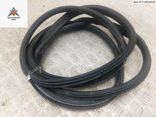 уплотнитель двери Citroen C4 1 поколение 2005, 1.4 л., бензин, МКПП, чёрный, хетчбэк 3 дв., 9647250599