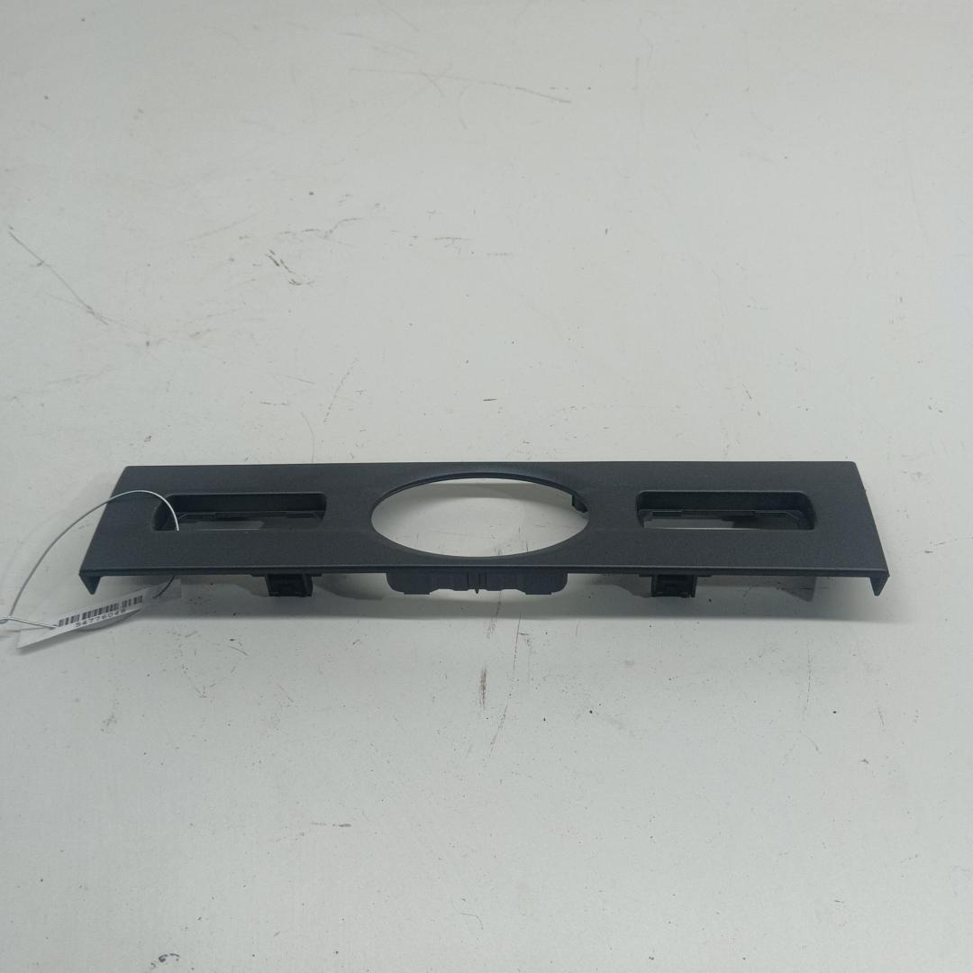 пластик Ford Mondeo III 2006, 1.8 л., бензин, МКПП, синий, универсал, 4S71F044K08