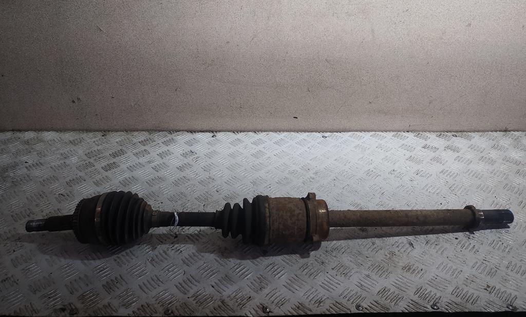 полуось передняя правая (приводной вал, ШРУС) Nissan Maxima 2001, 2.0 л., бензин, МКПП, серый, седан