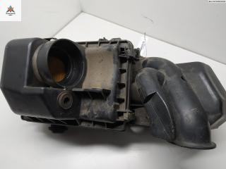 корпус воздушного фильтра Mazda Demio DW [рестайлинг] 2000, 1.5 л., бензин, АКПП, серый, хетчбэк 5 дв., B5D813320A