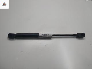 амортизатор крышки багажника (3-5 двери) Audi A6 4B/C5 1997, 2.4 л., бензин, МКПП, серый, седан, 4B5827552A