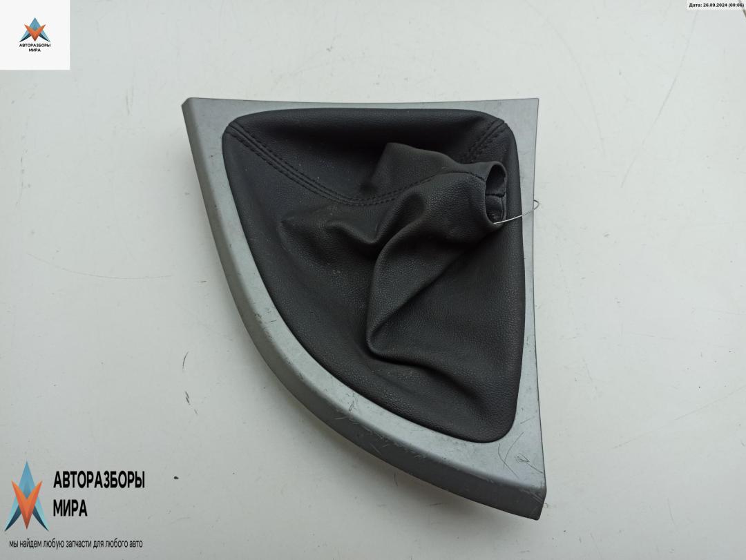 чехол рычага КПП BMW 1 серия E81/E82/E87/E88 2005, 2.0 л., дизель, МКПП, серый, хетчбэк 5 дв., 7525722, 7129143 - фото №1