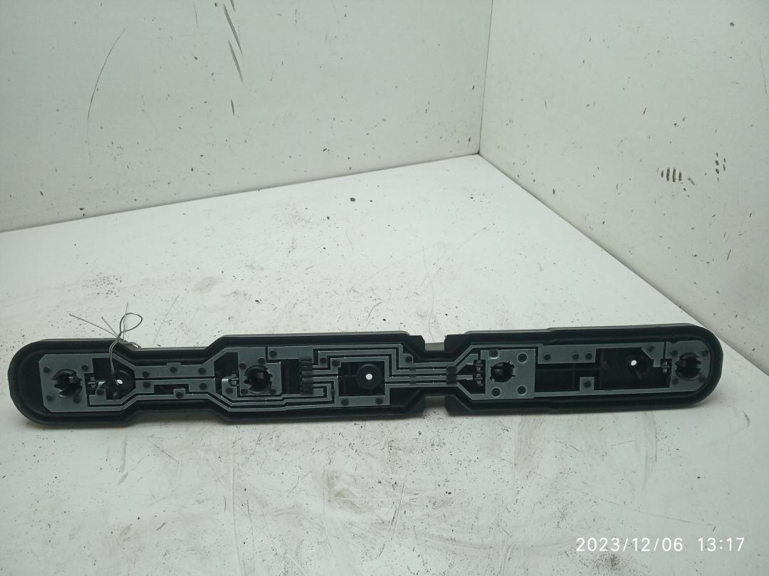 панель заднего левого фонаря Renault Master 2011, 2.3 л., дизель, МКПП, синий, микроавтобус, 17148500