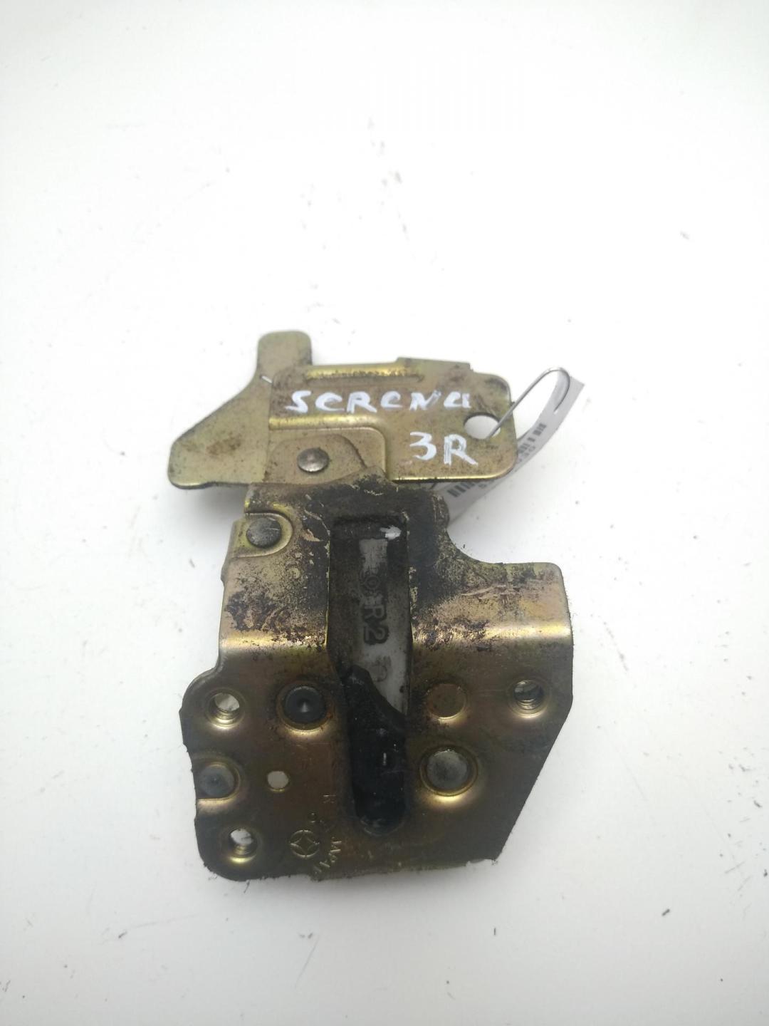замок двери задней правой Nissan Serena 1996, 2.0 л., бензин, МКПП, красный, микроавтобус