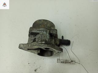 насос вакуумный Renault Clio 3 поколение [рестайлинг] 2012, 1.5 л., дизель, МКПП, чёрный, универсал, 8201005306