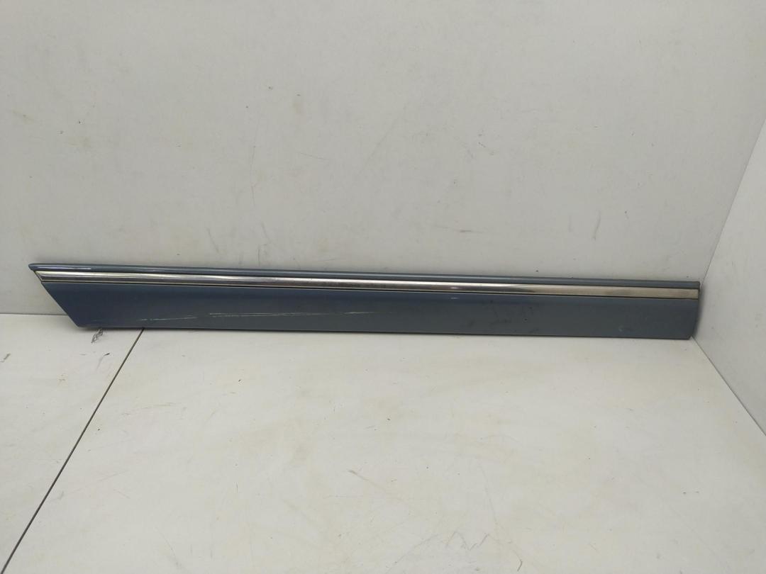 молдинг двери задней правой Mercedes-Benz C W203 2004, 2.2 л., дизель, МКПП, серый, универсал, 2036905262